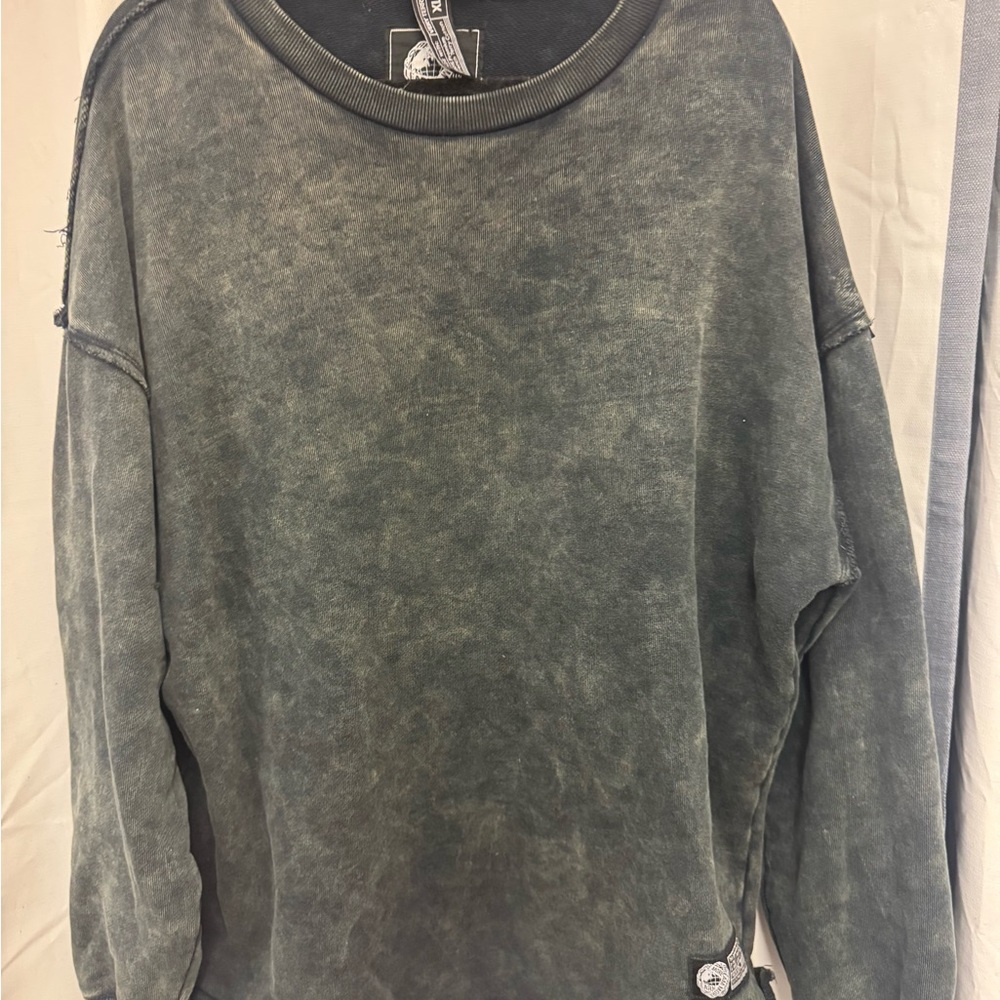 Alphalete French Terry Sweatshirt